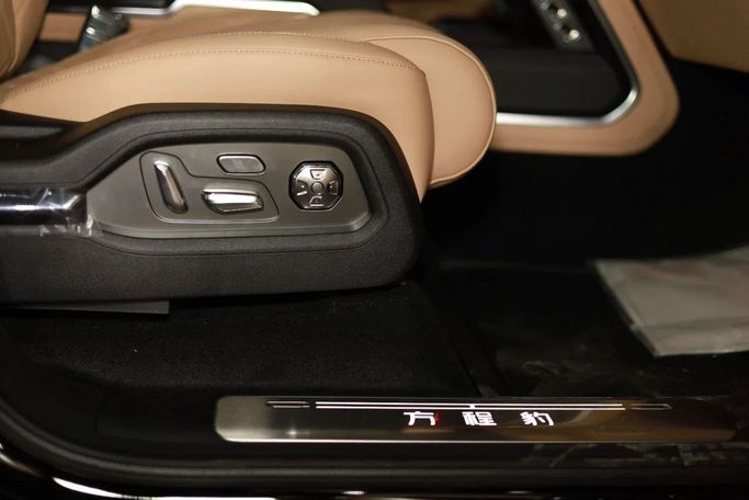 New BYD FangChengBao Leopard 8, 2.0 l, 2025 in Dubai by Top Euro Cars, Black color.  | AUTO.AE