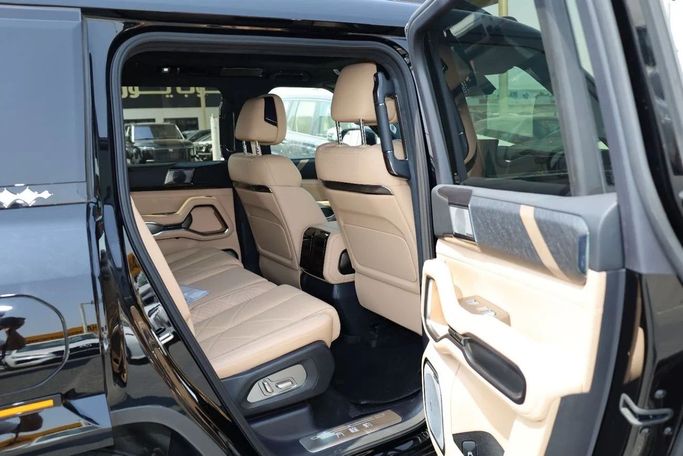 New BYD FangChengBao Leopard 8, 2.0 l, 2025 in Dubai by Top Euro Cars, Black color.  | AUTO.AE