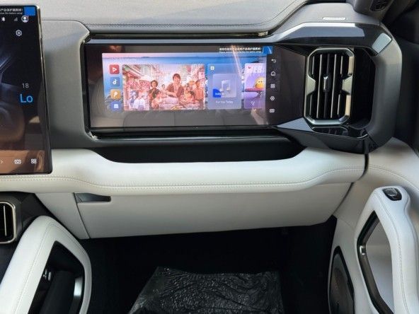 Новый BYD FangChengBao Leopard 8, 2.0 л, 2025 в Дубае от Titanum Cars Черный цвет. Other | AUTO.AE