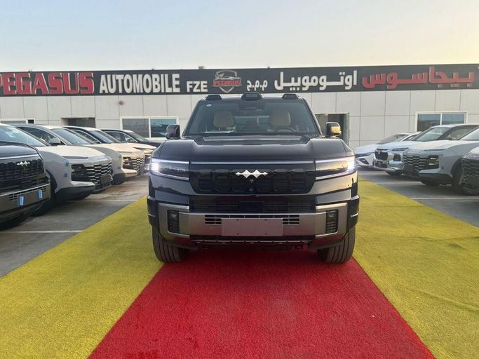 Новый BYD FangChengBao Leopard 8, 2.0 л, 2025 в Дубае от Pegasus Automobile Черный цвет. Китайская | AUTO.AE