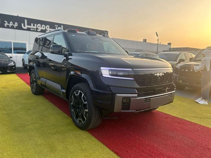 Новый BYD FangChengBao Leopard 8, 2.0 л, 2025 в Дубае от Pegasus Automobile Черный цвет. Китайская | AUTO.AE