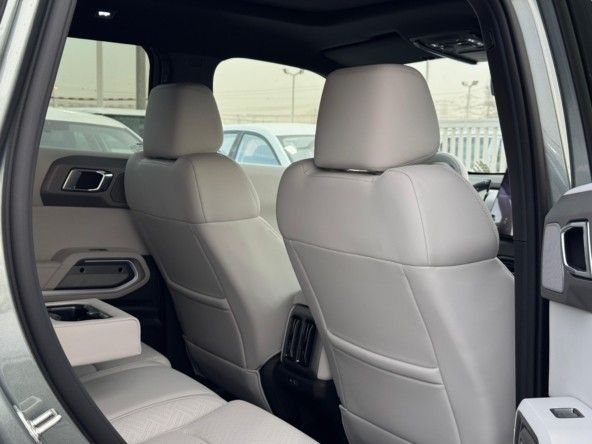 Подержанный BYD FangChengBao Titanium 3, 2025 в Дубае от Titanum Cars Зеленый цвет. Other | AUTO.AE