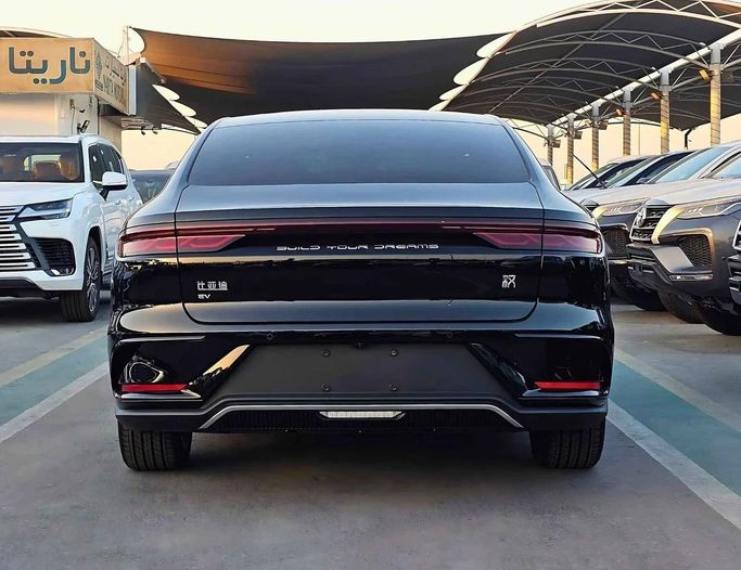 Новый BYD Han I Рестайлинг, 2024 в Дубае от SK Motors Черный цвет. Китайская | AUTO.AE