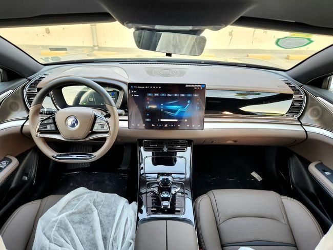 Новый BYD Han I Рестайлинг, 1.5 л, 2024 в Дубае от Gulf Motors Черный цвет. Китайская | AUTO.AE