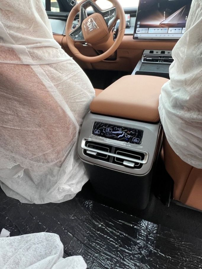 New BYD Han I Facelift 2, 1.5 l, 2025 in Dubai by Quatro Motors, Silver color.  | AUTO.AE