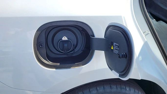 Новый BYD Qin DM-i II, 1.5 л, 2024 в Дубае от Alwan Global Cars Белый цвет. Other | AUTO.AE