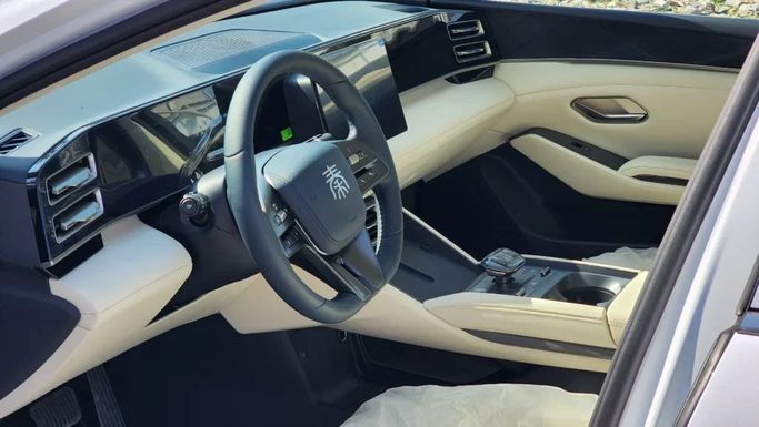 New BYD Qin DM II, 1.5 l, 2024 in Dubai by Alwan Global Cars, White color. Other | AUTO.AE