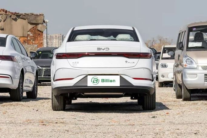 New BYD Qin DM-i III, 1.5 l, 2025 in Dubai by Billion auto, White color. Chinese Specs | AUTO.AE