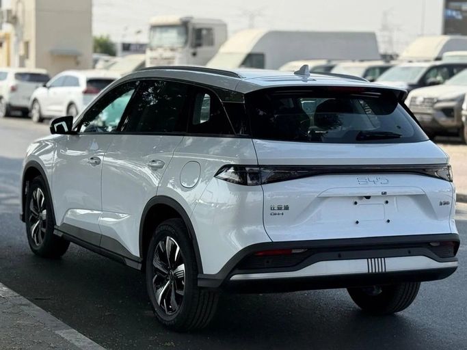 New BYD Sea Lion 05 I, 1.5 l, 2025 in Dubai by JR Auto, White color. Chinese Specs | AUTO.AE