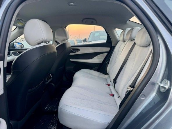Новый BYD Seal 05, 1.5 л, 2025 в Дубае от Titanum Cars Серебристый цвет. Other | AUTO.AE