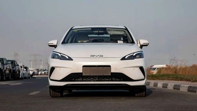 Новый BYD Seal 05, 1.5 л, 2025 в Дубае от Taocars Белый цвет. Китайская | AUTO.AE