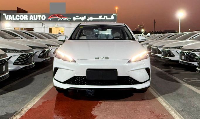 جديدة BYD Seal 05, 1.5 l, 2025 في في دبي من Valcor Auto، اللون أبيض. المواصفات الصينية | AUTO.AE | إعلان #257604