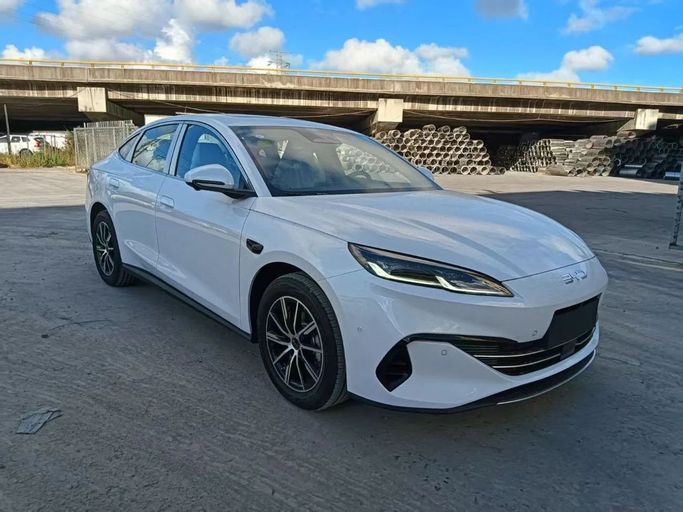 Новый BYD Seal 06, 1.5 л, 2025 в Дубае от Dresden Motors Белый цвет. Китайская | AUTO.AE