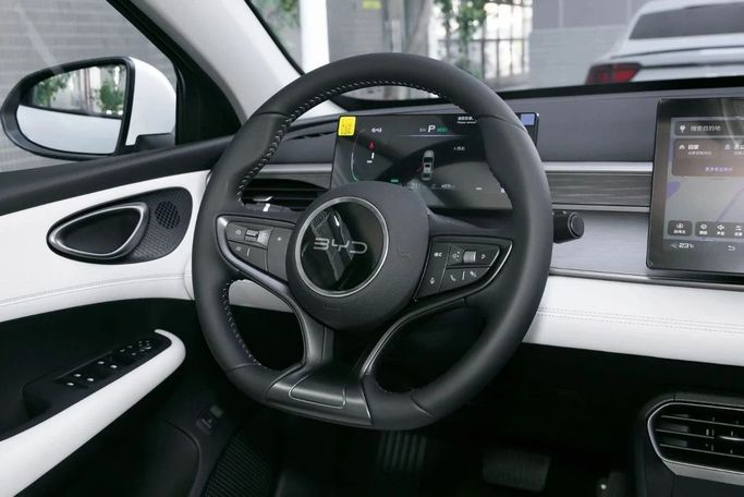 New BYD Seal, 1.5 l, 2025 in Dubai by Billion auto, White color. Chinese Specs | AUTO.AE