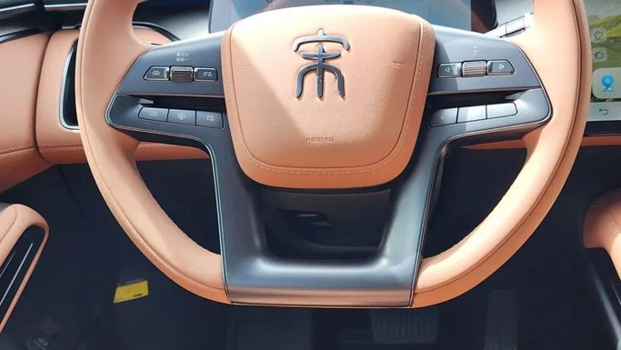 Новый BYD Song L, 2024 в Дубае от Alwan Global Cars Белый цвет. Other | AUTO.AE