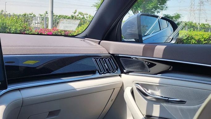 Новый BYD Song Plus I Рестайлинг, 2025 в Дубае от Alwan Global Cars Серый цвет. Other | AUTO.AE