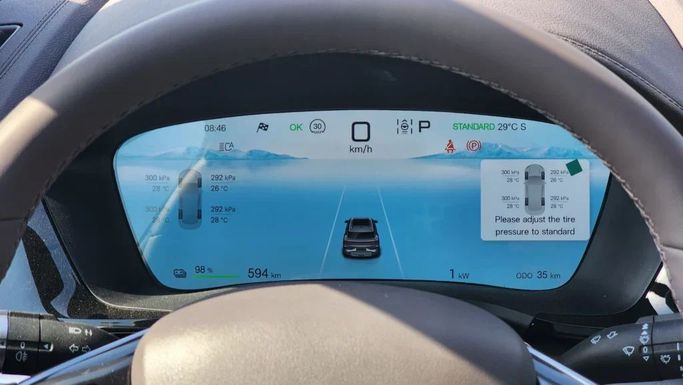Новый BYD Song Plus I Рестайлинг, 2024 в Дубае от Alwan Global Cars Белый цвет. Other | AUTO.AE