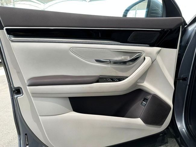 Подержанный BYD Song Plus I Рестайлинг, 2025 в Дубае от Soltan Auto Серый цвет. Китайская | AUTO.AE