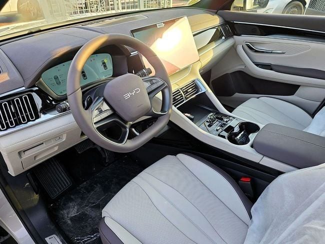 Used BYD Song Plus I Facelift, 2025 in Dubai by Soltan Auto, Grey color. Chinese Specs | AUTO.AE