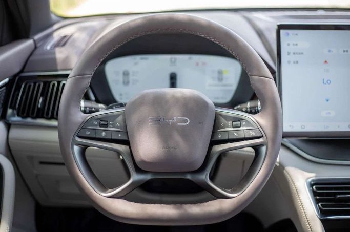 New BYD Song Plus I Facelift, 1.5 l, 2025 in Dubai by Top Euro Cars, Black color.  | AUTO.AE