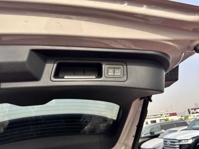 Used BYD Song Plus I Facelift, 2025 in Dubai by Allied Motors, Silver color. Chinese Specs | AUTO.AE