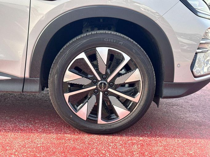 Used BYD Song Plus I Facelift, 2025 in Dubai by Allied Motors, Silver color. Chinese Specs | AUTO.AE