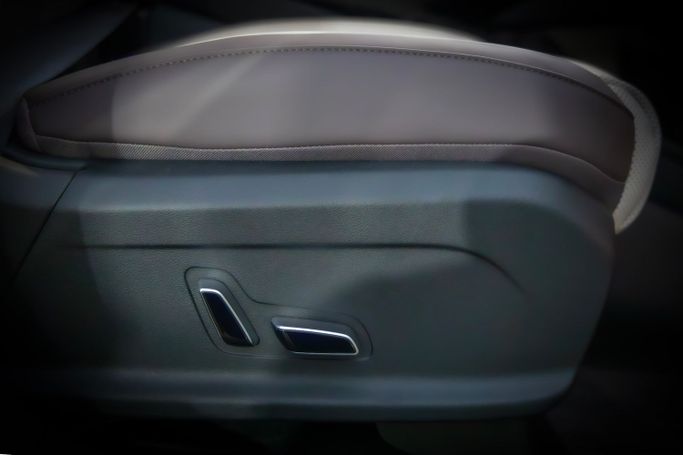 New BYD Song Plus I Facelift, 1.5 l, 2025 in Dubai by Albustanji Motors FZCO, White color. Chinese Specs | AUTO.AE