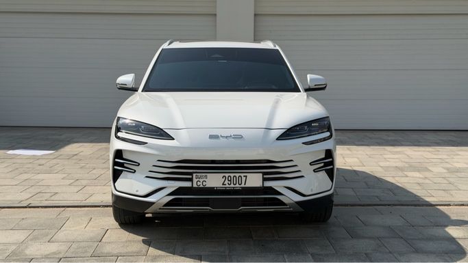 Подержанный BYD Song Plus I Рестайлинг, 1.5 л, 2026 в ОАЭ, Дубай от Velaro motors  Белый цвет. GCC | AUTO.AE | Объявление #281736