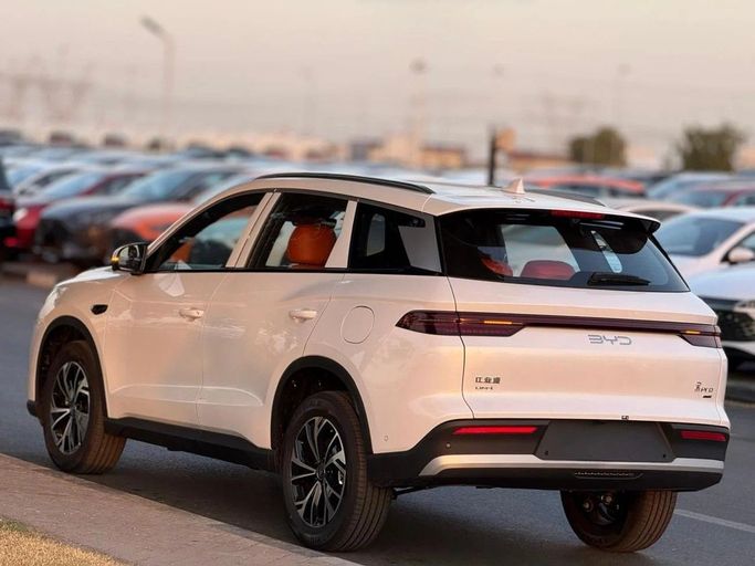 New BYD Song Pro I Facelift 3, 1.5 l, 2025 in Dubai by JR Auto, White color. Other | AUTO.AE