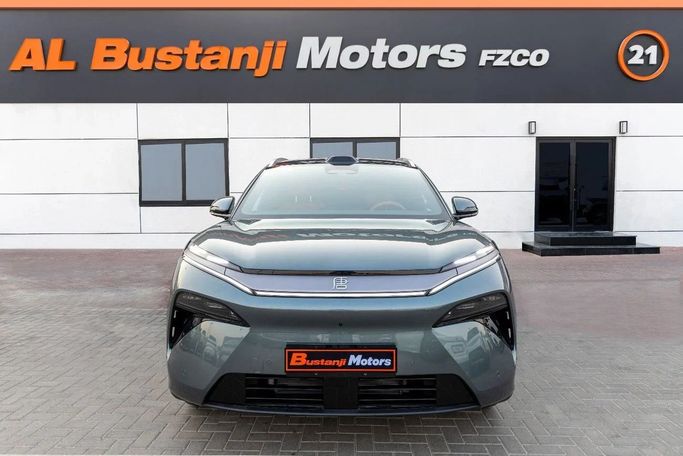 New BYD Tang L, 2025 in Dubai by Albustanji Motors FZCO, Green color.  | AUTO.AE