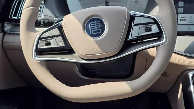 New BYD Tang II Facelift, 1.5 l, 2025 in Dubai by Alwan Global Cars, White color. Other | AUTO.AE