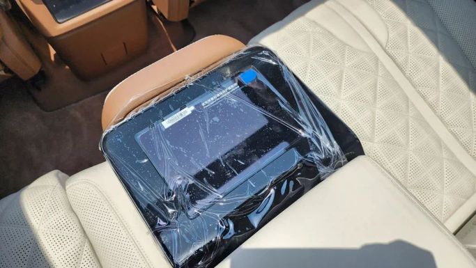 New BYD Yangwang U8, 2.0 l, 2024 in Dubai by Alwan Global Cars, White color. Other | AUTO.AE