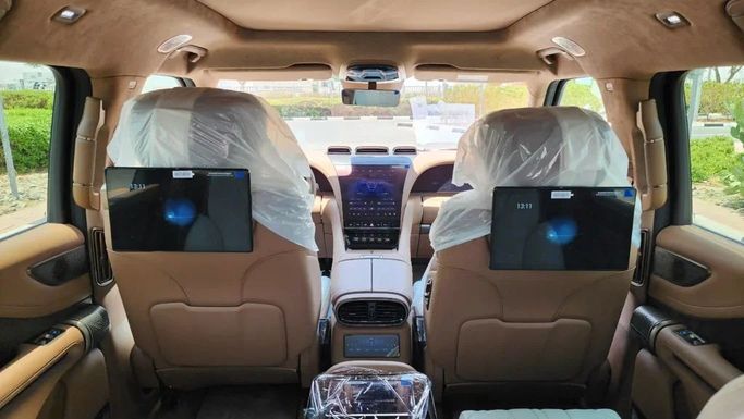 New BYD Yangwang U8, 2.0 l, 2024 in Dubai by Alwan Global Cars, White color. Other | AUTO.AE