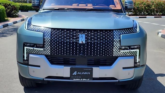 Новый BYD Yangwang U8, 2.0 л, 2025 в Дубае от Alwan Global Cars Зеленый цвет. Other | AUTO.AE