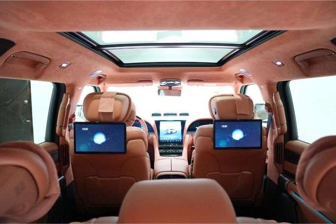 New BYD Yangwang U8, 2.0 l, 2024 in Dubai by Oscar Motors, White color.  | AUTO.AE