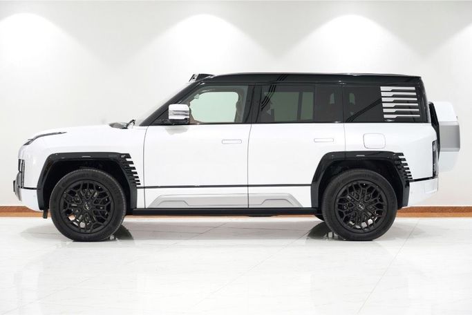 New BYD Yangwang U8, 2.0 l, 2024 in Dubai by Oscar Motors, White color.  | AUTO.AE