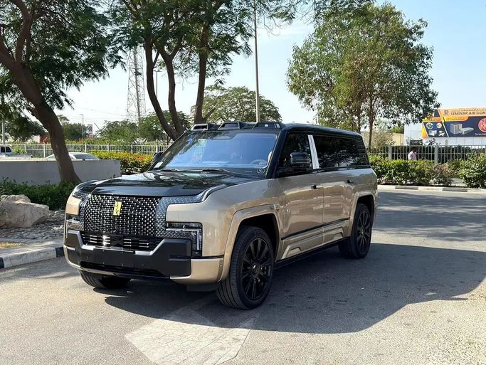 New BYD Yangwang U8, 2.0 l, 2025 in Dubai by Al Ketbi Motors, Golden color. Chinese Specs | AUTO.AE