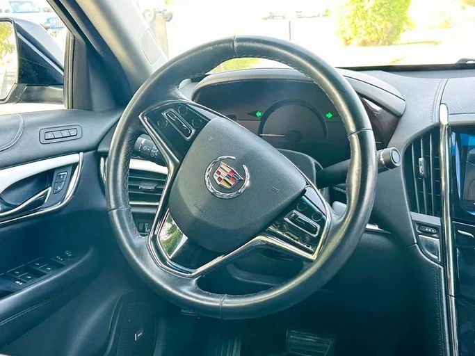 Подержанный Cadillac ATS I Рестайлинг, 2.0 л, 2014 в Дубае от Mirza Automobile FZE Черный цвет. Японская | AUTO.AE