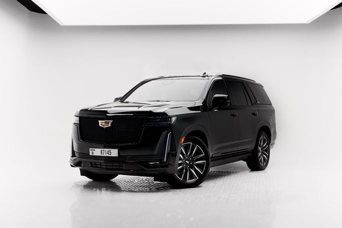 Cadillac Escalade V, 2023 رجال الأعمال دفع رباعي 5 أبواب للتأجير في في دبي من SVOI، اللون أسود | AUTO.AE