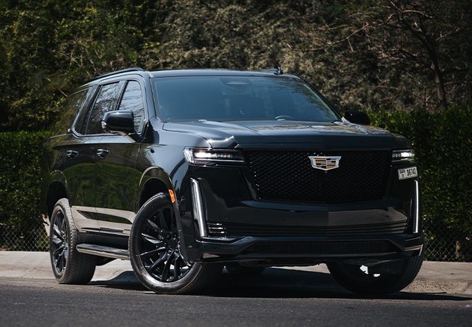 Cadillac Escalade V (T1XX), 2022 внедорожник 5 дв. бизнес класса в Дубае от Kleemol Car Rental Dubai черный цвет | AUTO.AE | Объявление #1945