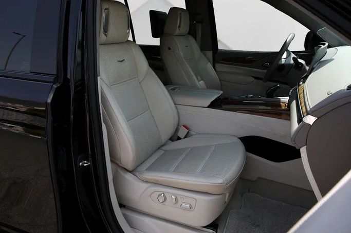 Used Cadillac Escalade V, 6.2 l, 2022 in Dubai by Mohammad Alkarak Motors, Black color. GCC Specs | AUTO.AE