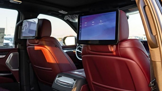 New Cadillac Escalade ESV V Facelift, 6.2 l, 2025 in Dubai by Altass Motors, Black color. Other | AUTO.AE