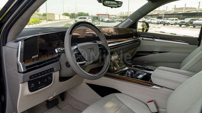 Новый Cadillac Escalade 600 V Рестайлинг, 6.2 л, 2025 в Дубае от Milele Черный цвет. Other | AUTO.AE