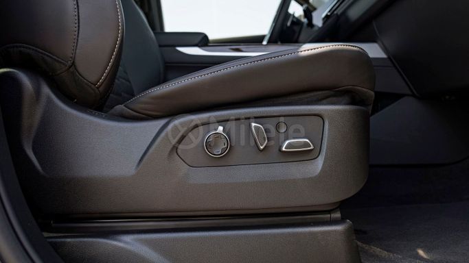 Новый Cadillac Escalade 600 V Рестайлинг, 6.2 л, 2025 в Дубае от Milele Черный цвет. Other | AUTO.AE