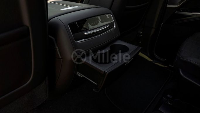 Новый Cadillac Escalade 600 V Рестайлинг, 6.2 л, 2025 в Дубае от Milele Черный цвет. Other | AUTO.AE