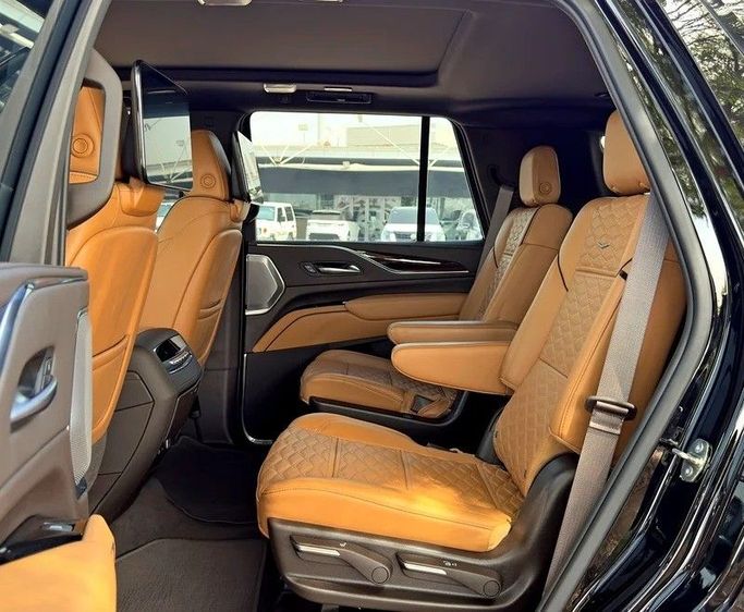 Used Cadillac Escalade ESV V, 6.2 l, 2023 in Dubai by Q Motors, Black color. GCC Specs | AUTO.AE