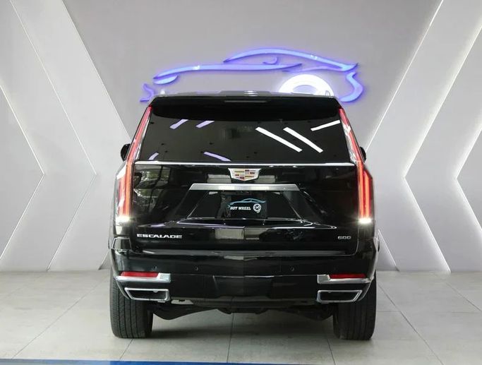 Подержанный Cadillac Escalade ESV V Рестайлинг, 6.2 л, 2025 в Дубае от Hot Wheel Used Motors Черный цвет. Other | AUTO.AE