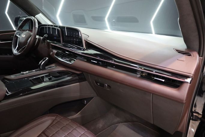 Used Cadillac Escalade V, 6.2 l, 2023 in Dubai by Sanam Cars, Black color. GCC Specs | AUTO.AE