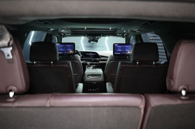 Used Cadillac Escalade V, 6.2 l, 2023 in Dubai by Sanam Cars, Black color. GCC Specs | AUTO.AE