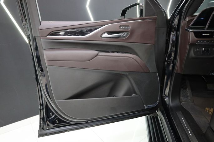 Used Cadillac Escalade V, 6.2 l, 2023 in Dubai by Sanam Cars, Black color. GCC Specs | AUTO.AE